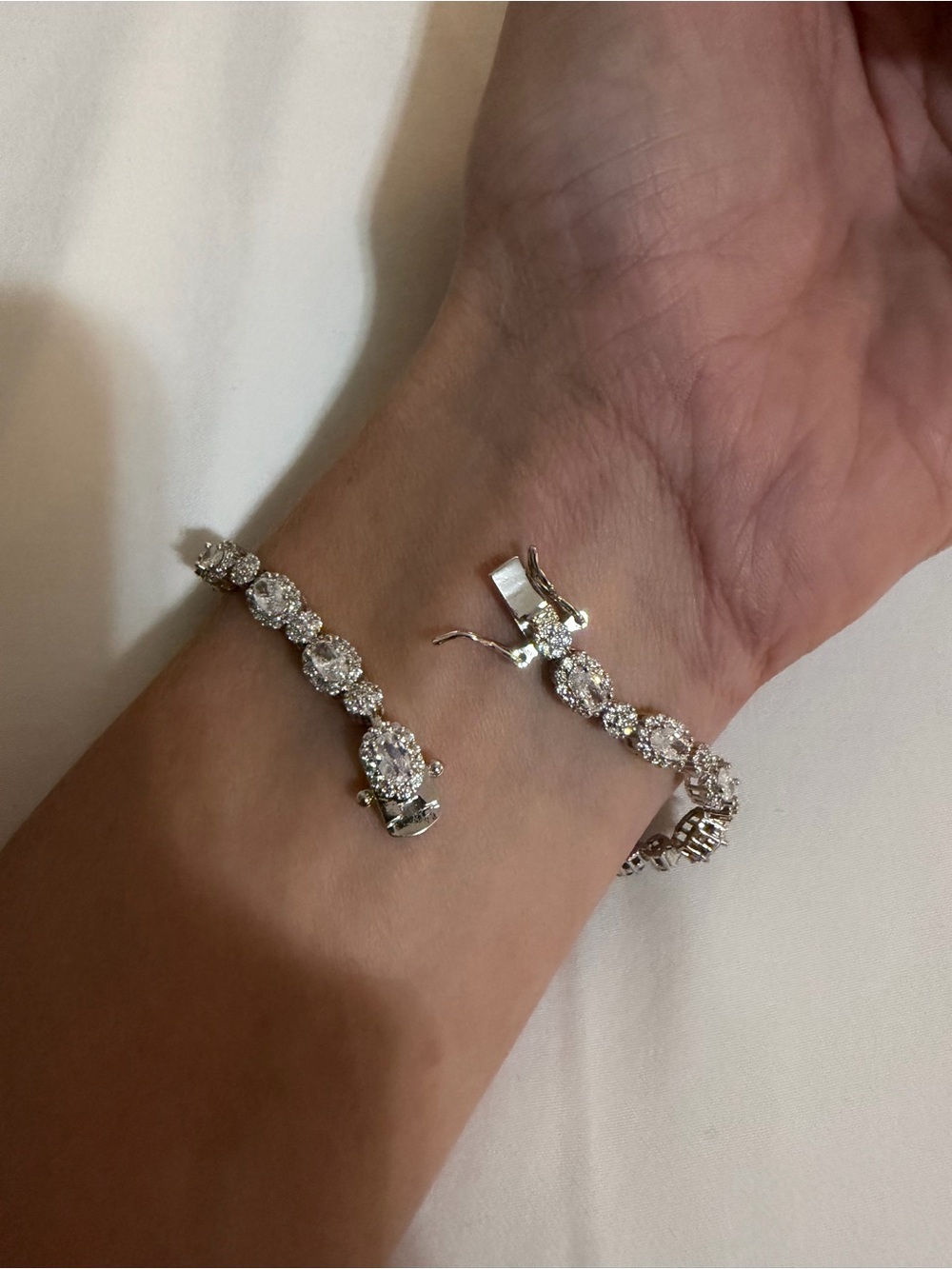Sparkling Clear Crystal Tennis Bracelet - Silver Tone